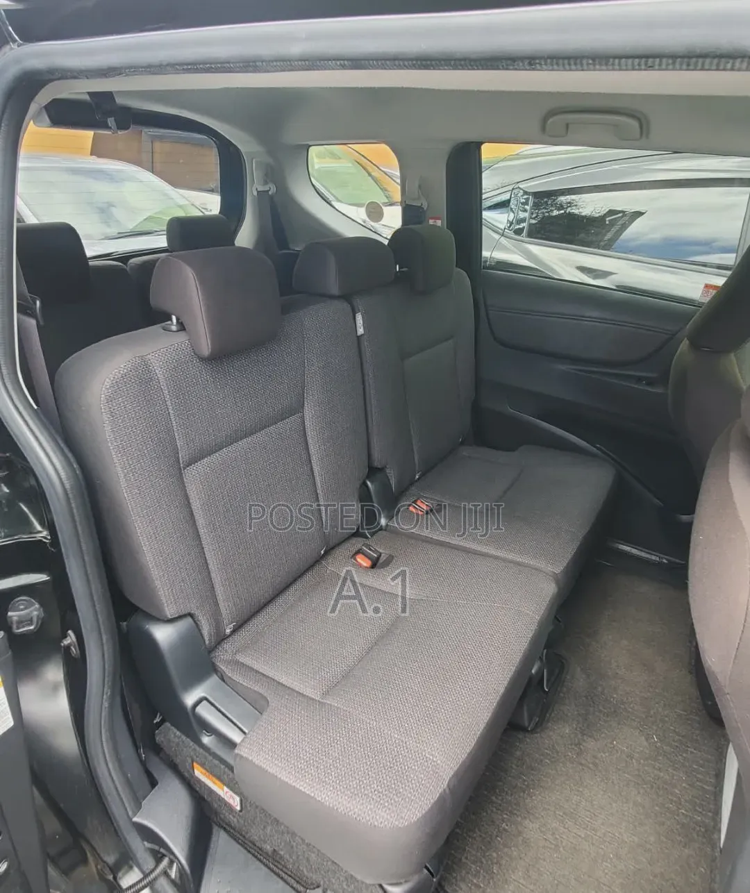 Toyota Sienta 1.5 FWD 2020 Black
