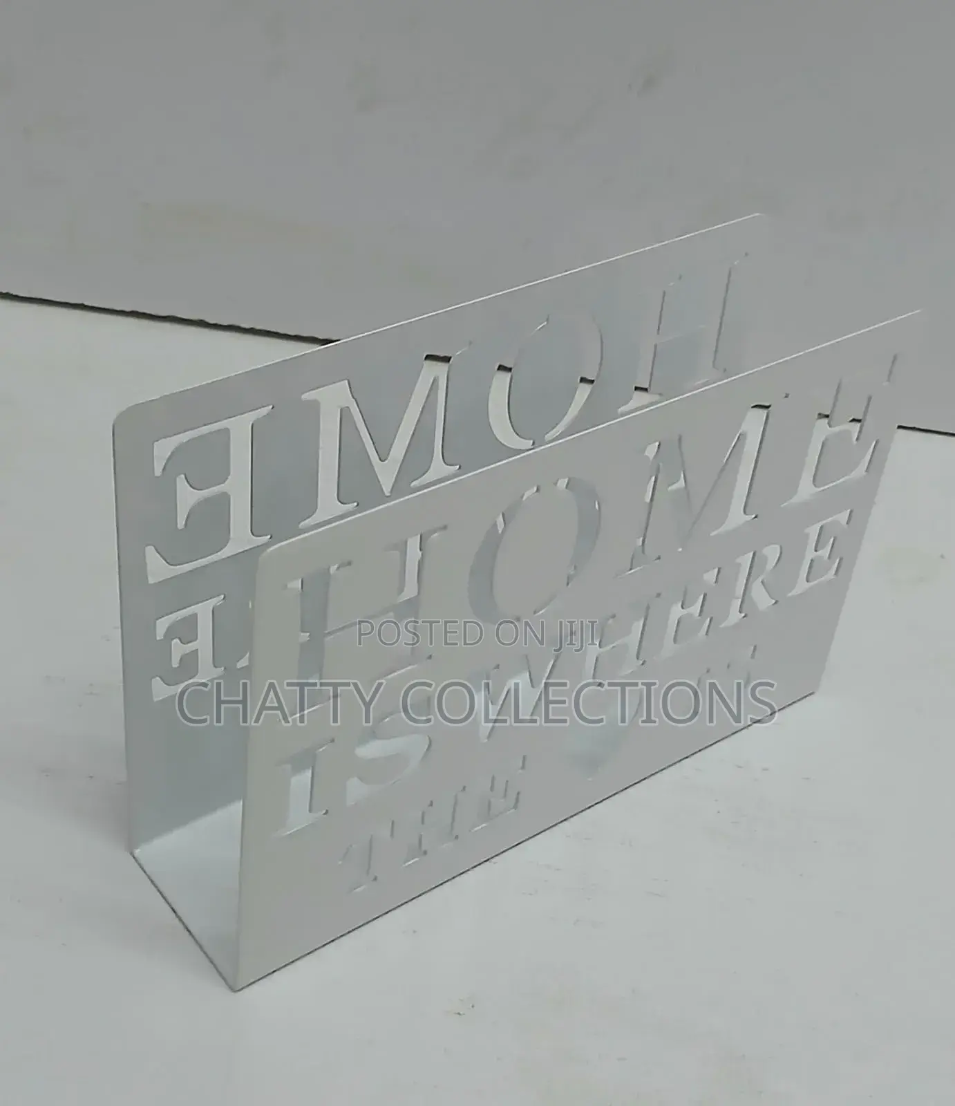 White Home Metallic Dining Serviette Holder