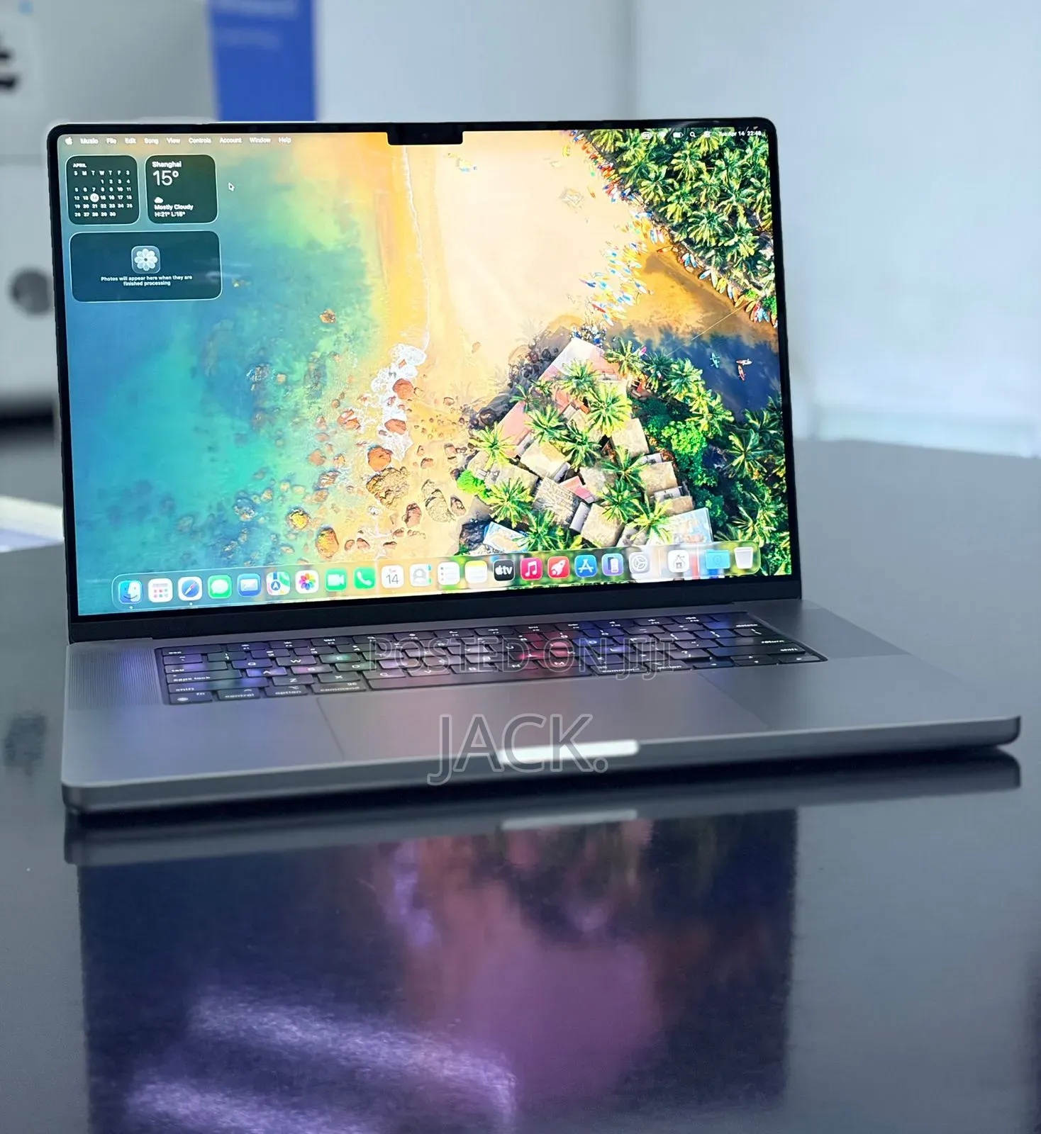 Laptop Apple MacBook Pro 2021 M1 32GB Apple M1 Pro SSD 1T