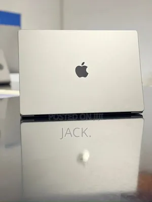 Laptop Apple MacBook Pro 2021 M1 32GB Apple M1 Pro SSD 1T