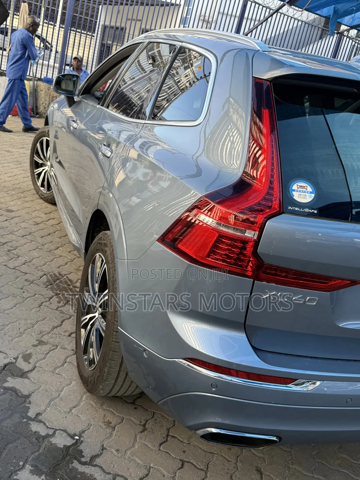 Volvo XC60 T5 Inscription AWD 2019 Gray