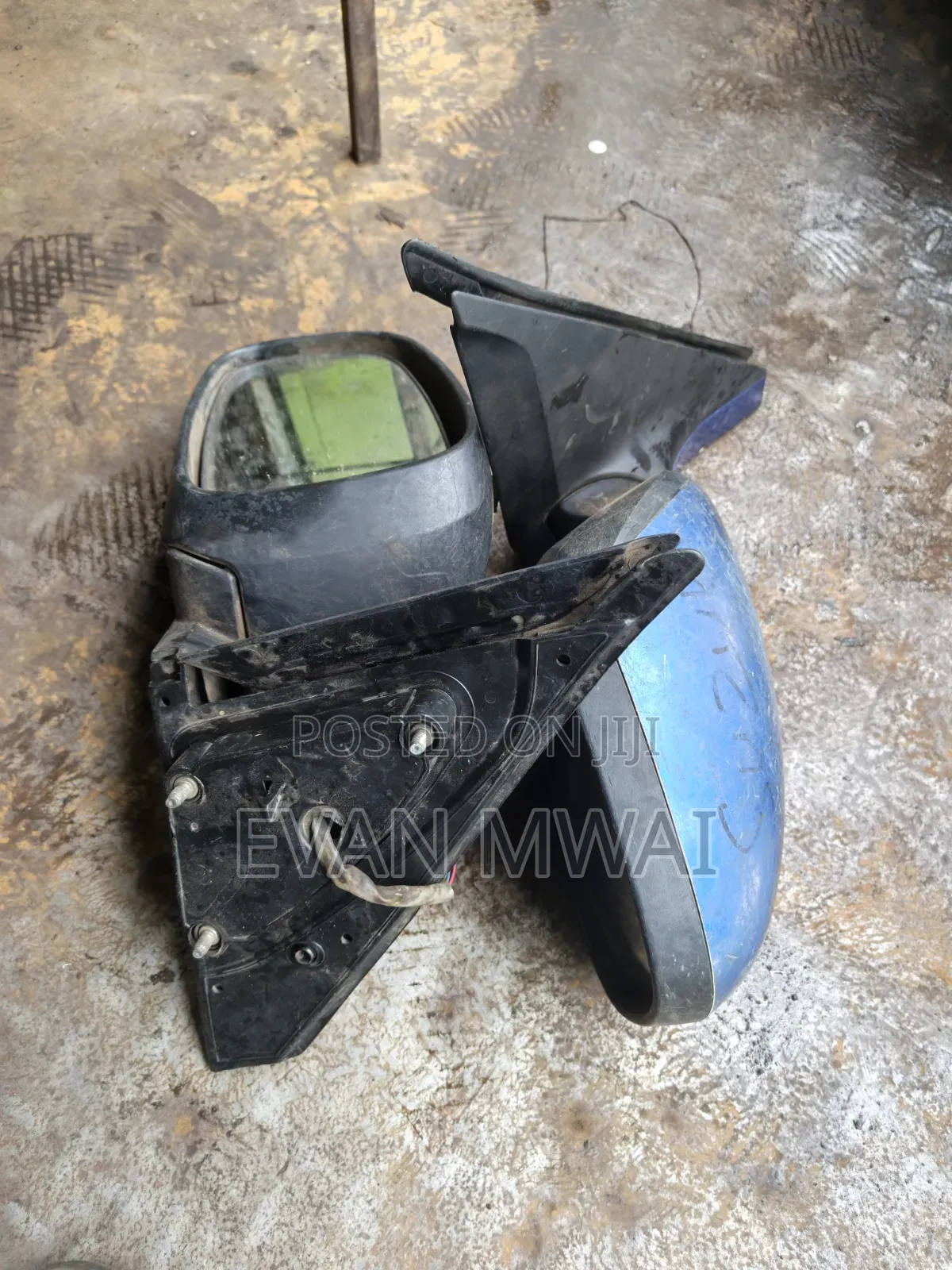 Suzuki Swift Side Mirror 2005 Available