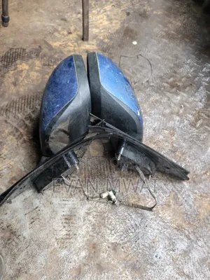 Suzuki Swift Side Mirror 2005 Available
