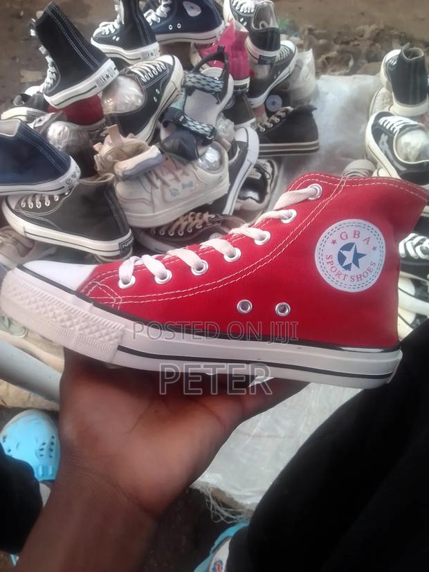 Peter's Shoes - thumbnail 2