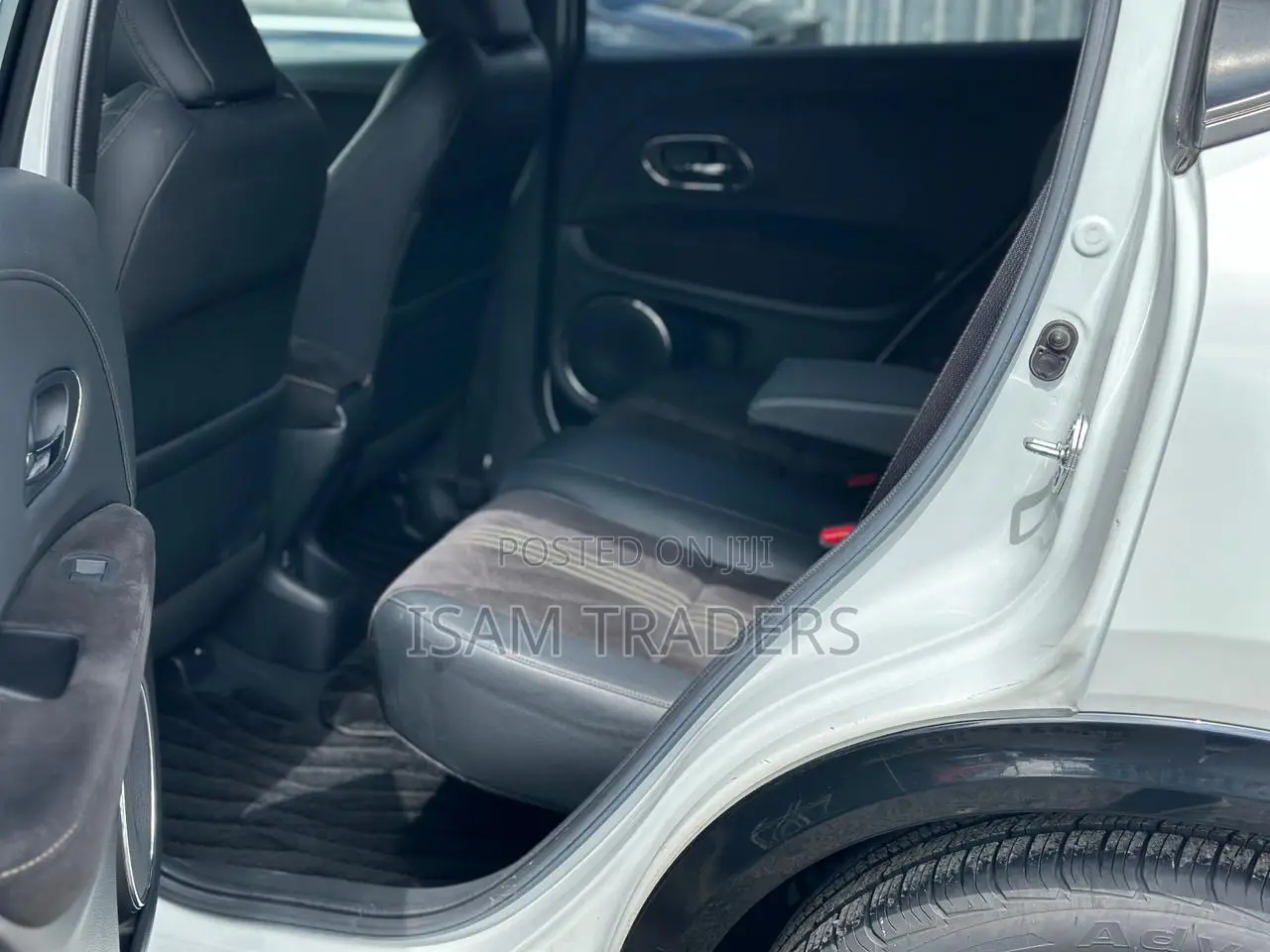 Honda Vezel 1.5 Hybrid 2WD 2019 Pearl