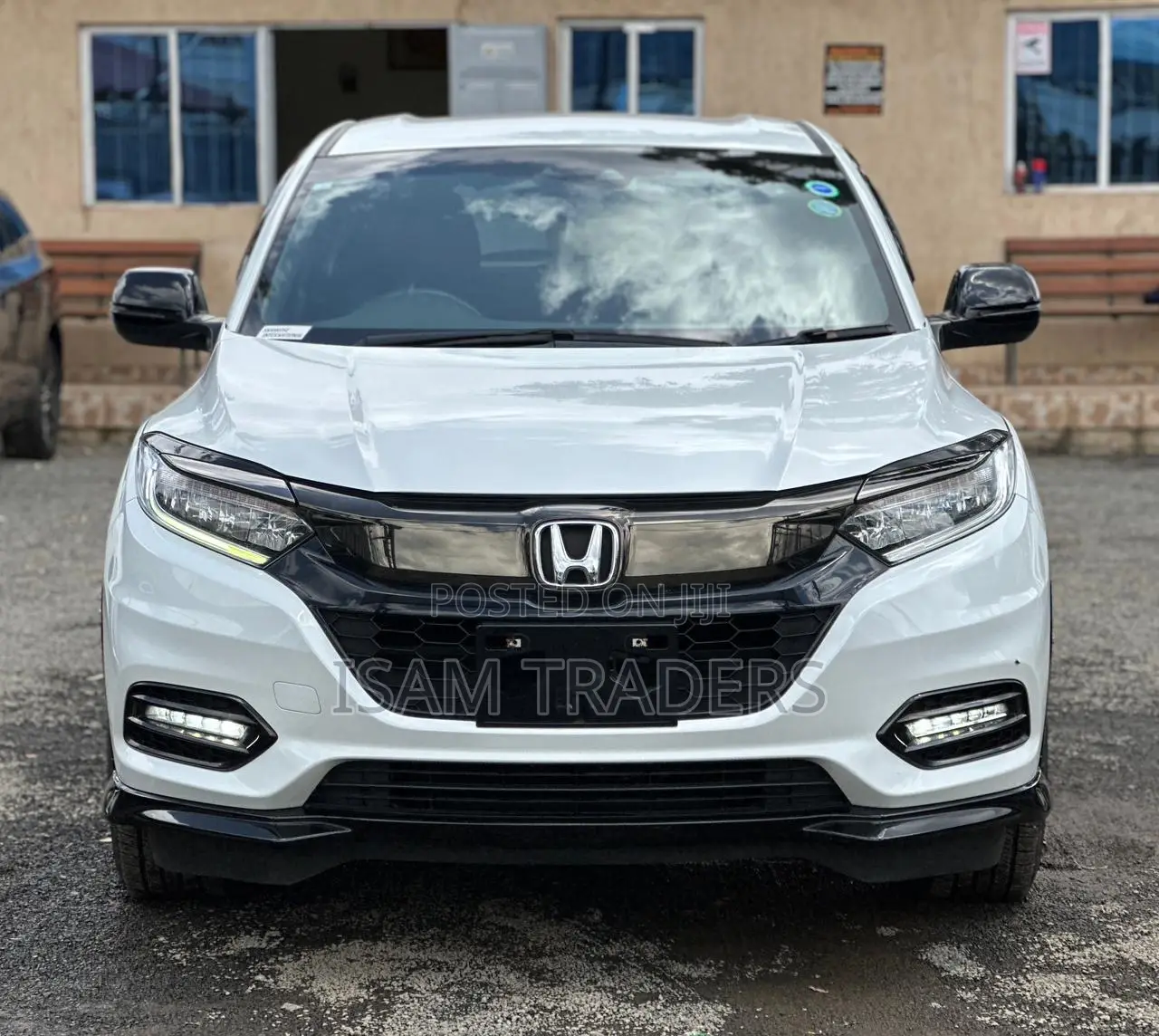 Honda Vezel 1.5 Hybrid 2WD 2019 Pearl