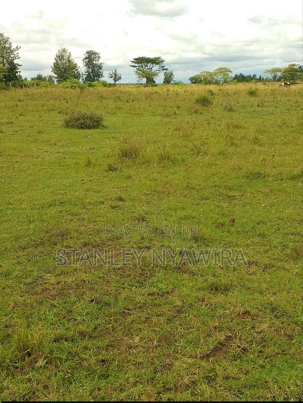 4 Acres Nanyuki Nyeri Highway - main view