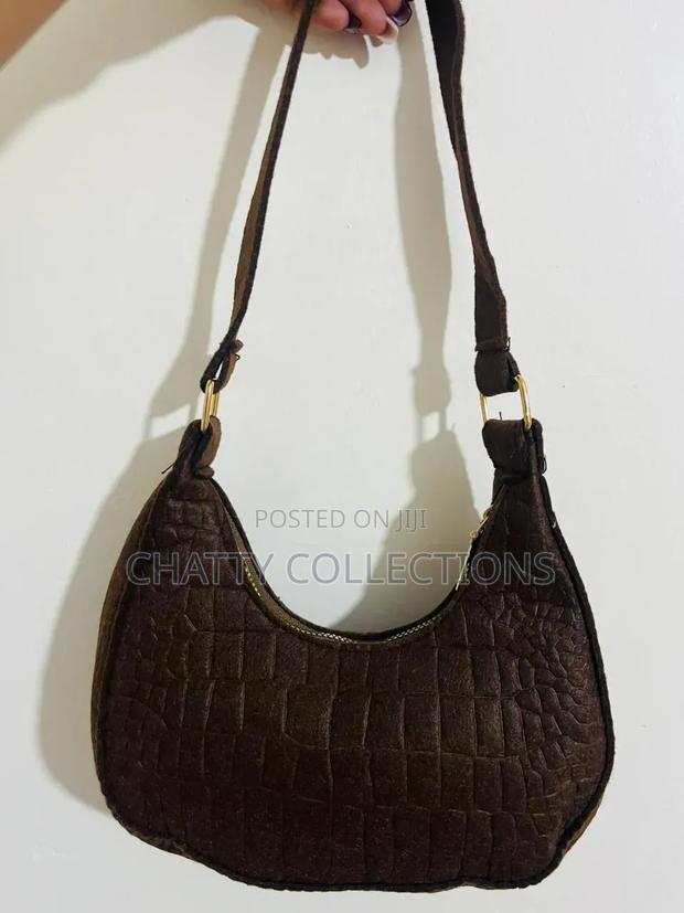 Dark Brown Ladies Felt Moon Shoulder Bags With Zip