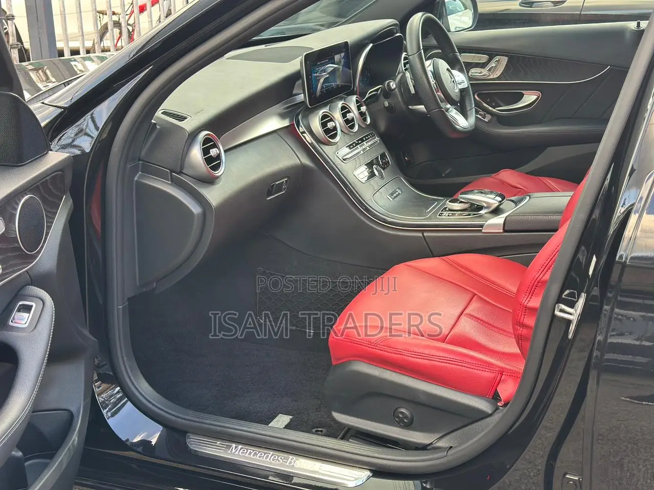 Mercedes-Benz C200 2019 Black