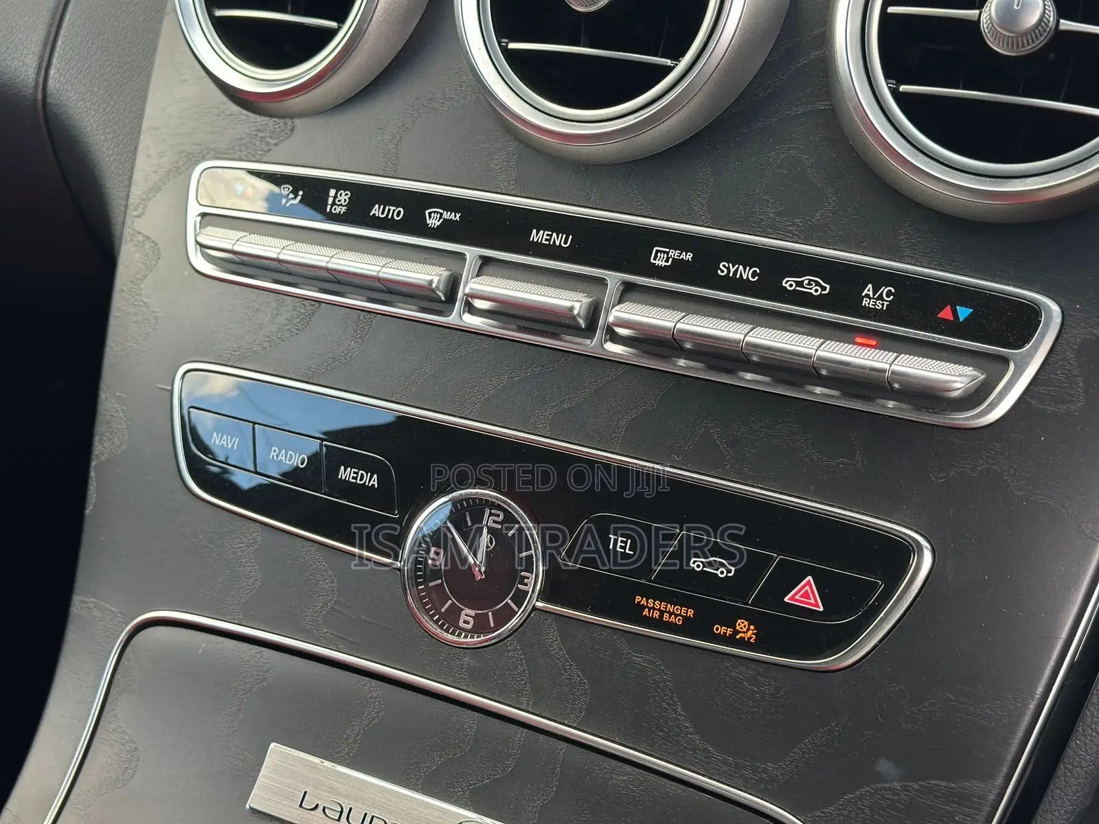 Mercedes-Benz C200 2019 Black
