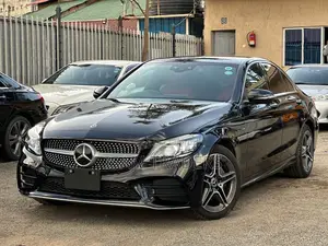 Mercedes-Benz C200 2019 Black