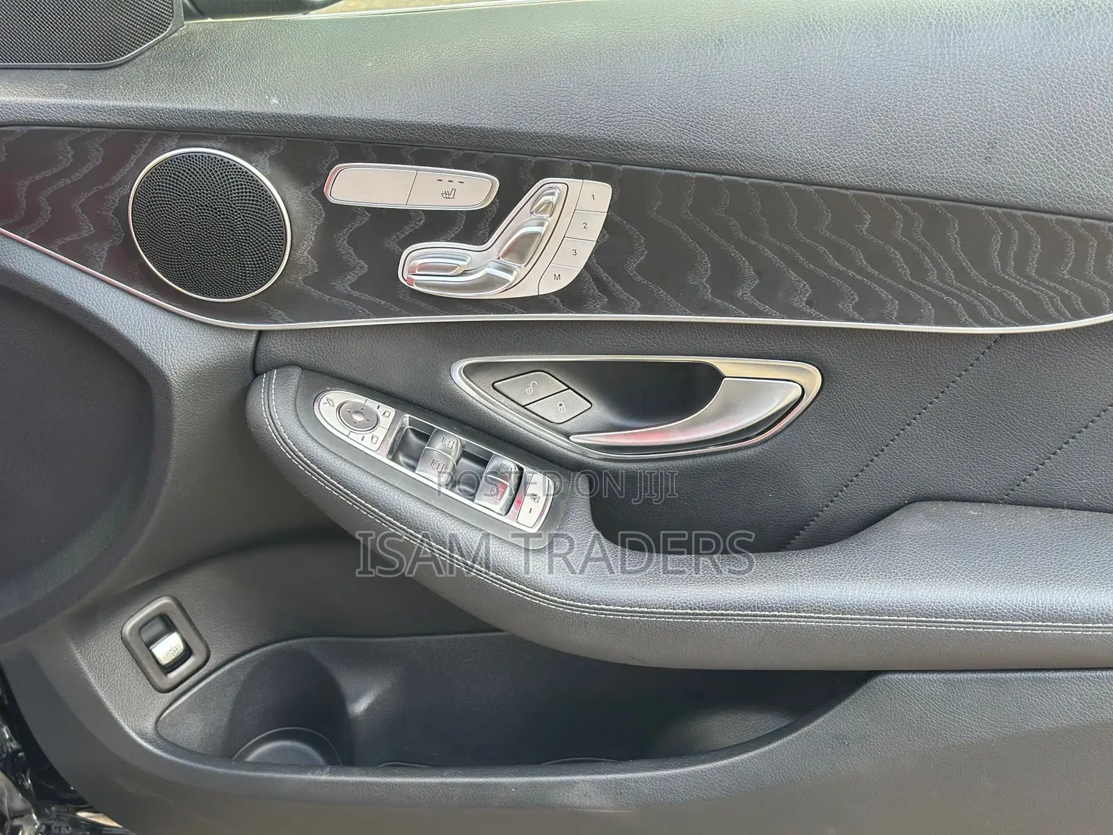 Mercedes-Benz C200 2019 Black