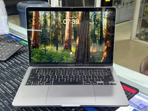 Laptop Apple MacBook Pro 2020 M1 8GB Apple M1 Pro SSD 512GB