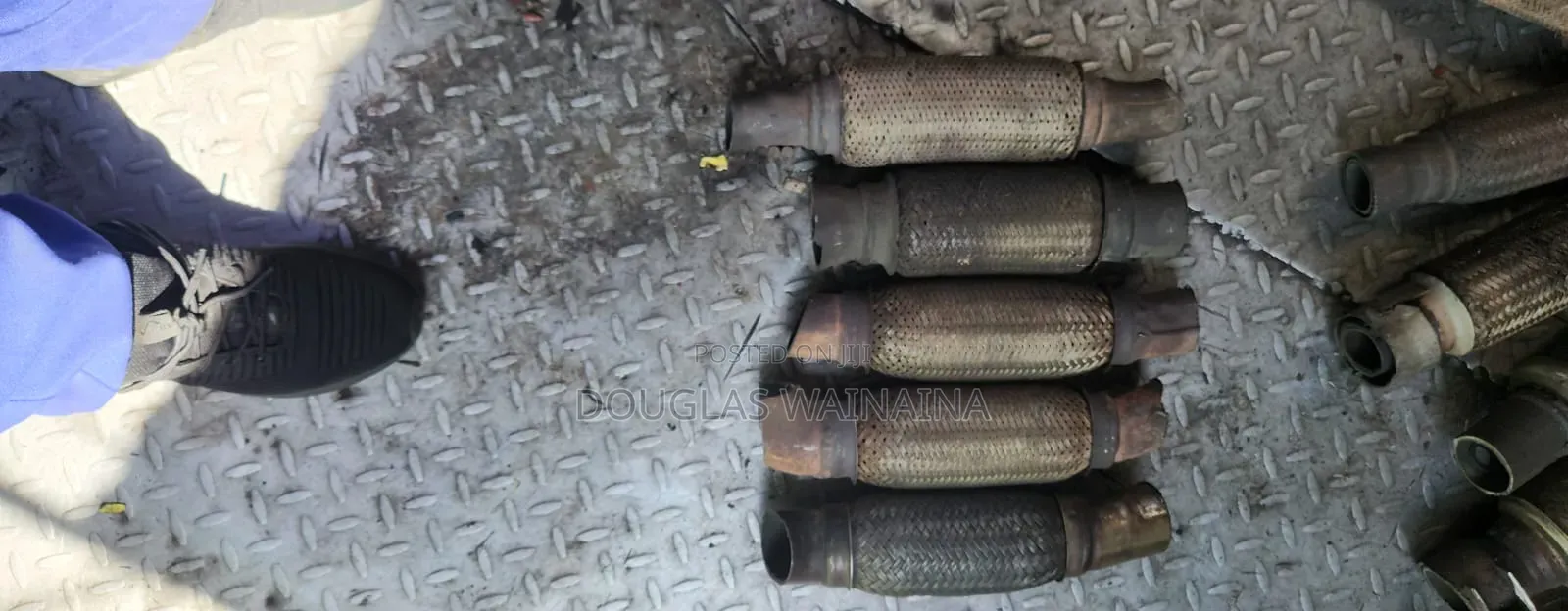 Flexible Exhausts for Person Cars and Lorries