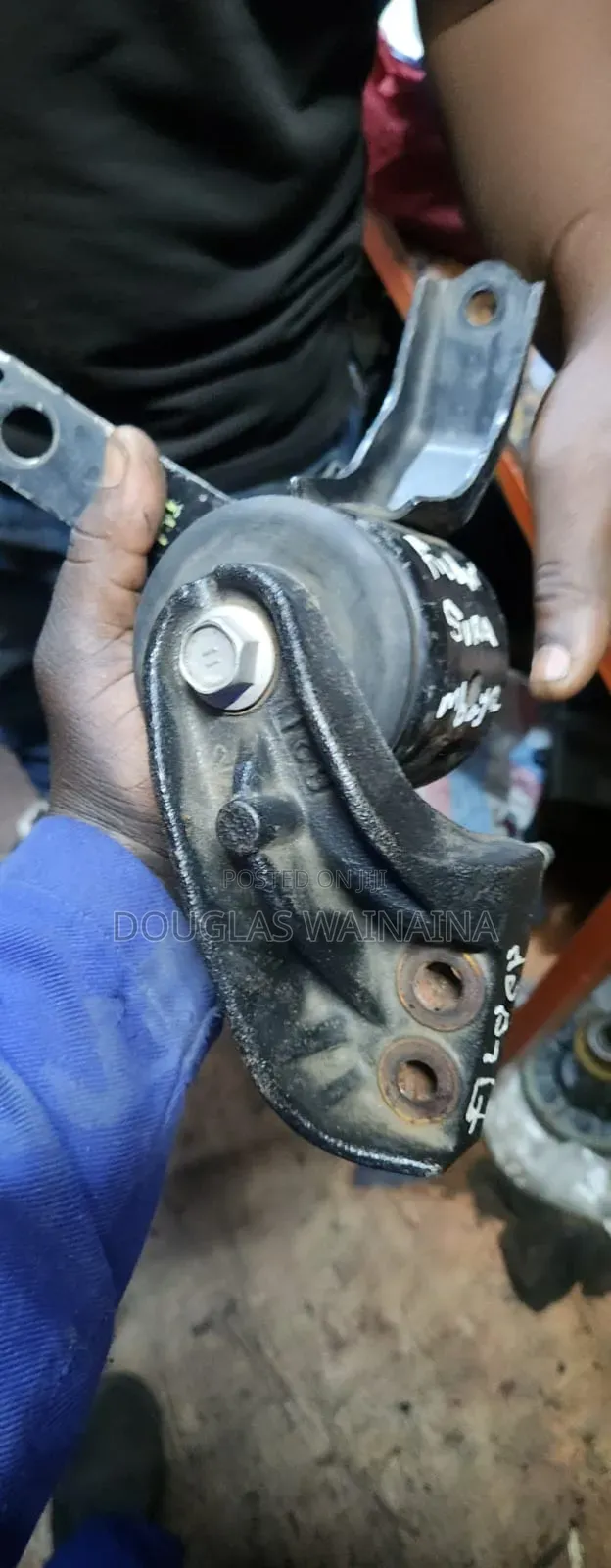 Engine Mount Fielder ,Axio 2014 Model