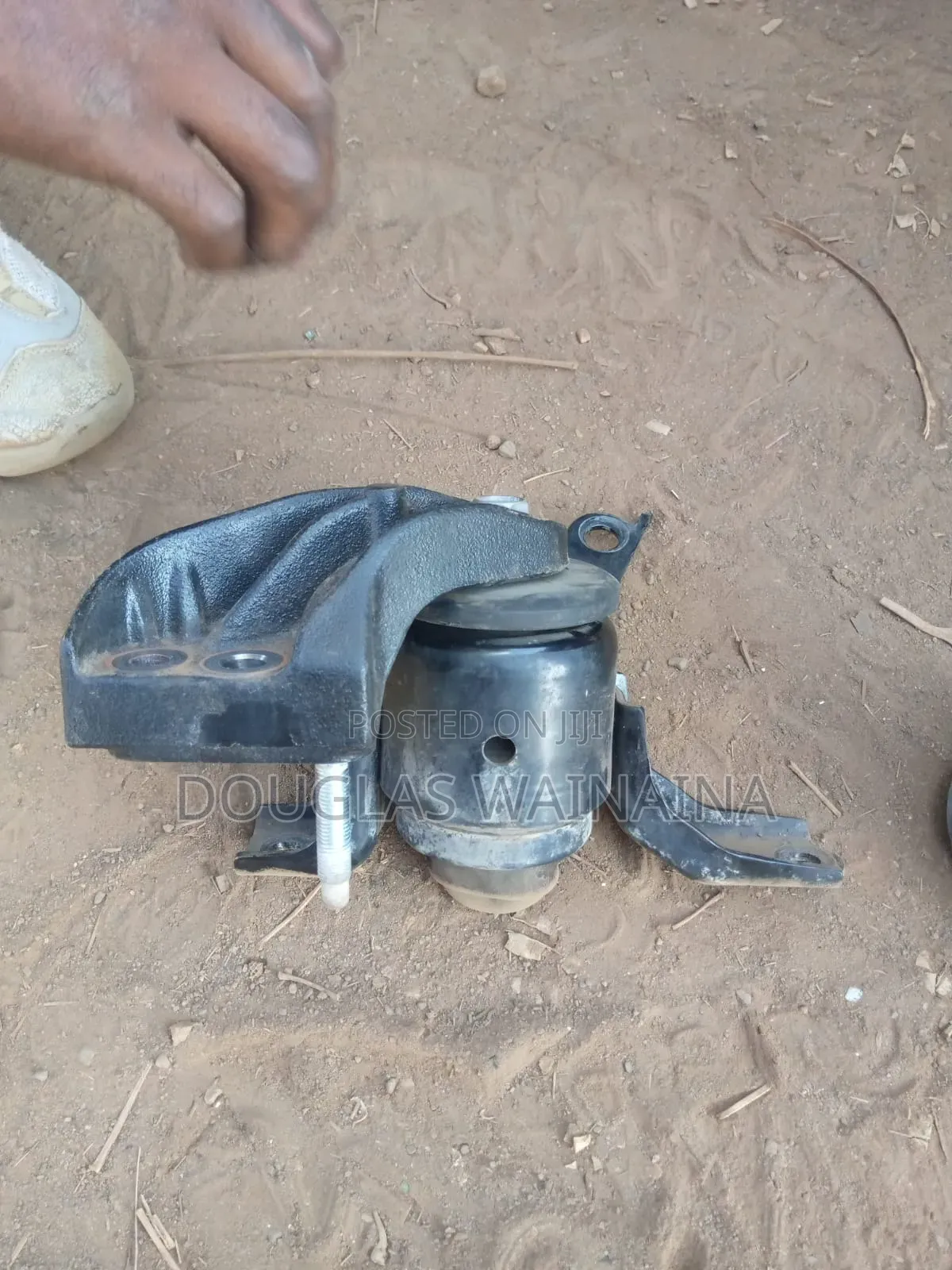 Engine Mount Fielder ,Axio 2014 Model