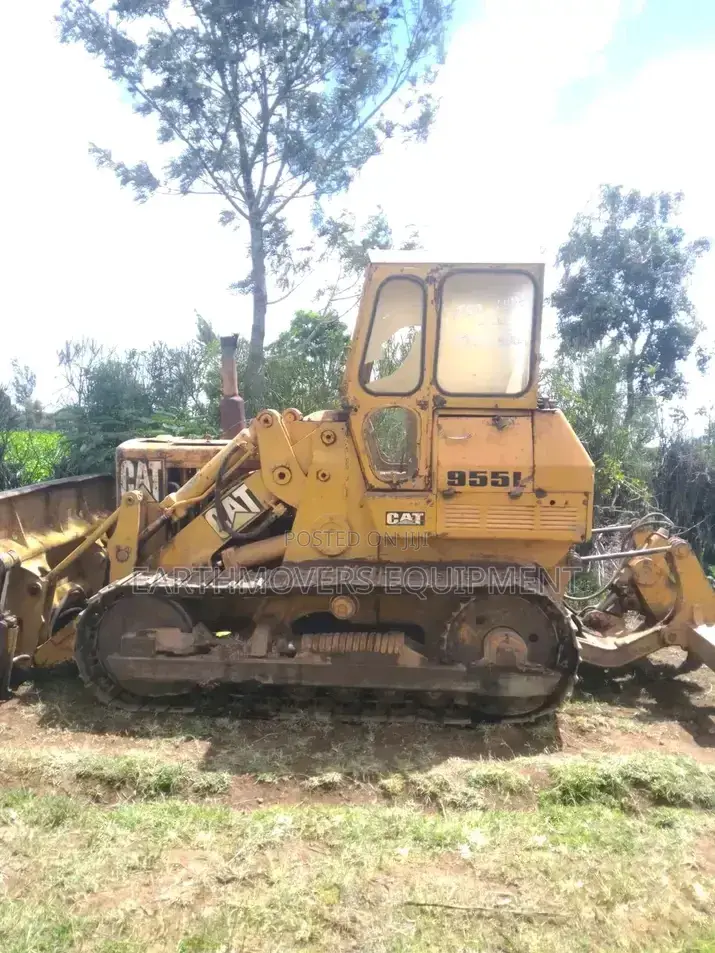 Track Shovel for Hire