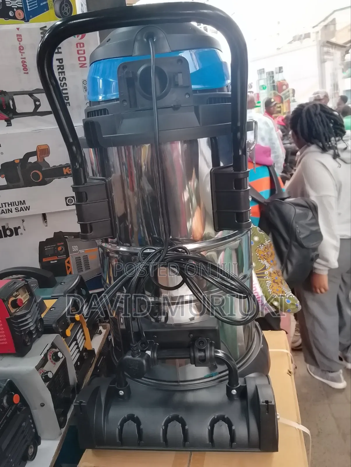50l Premier Vacuum Cleaner
