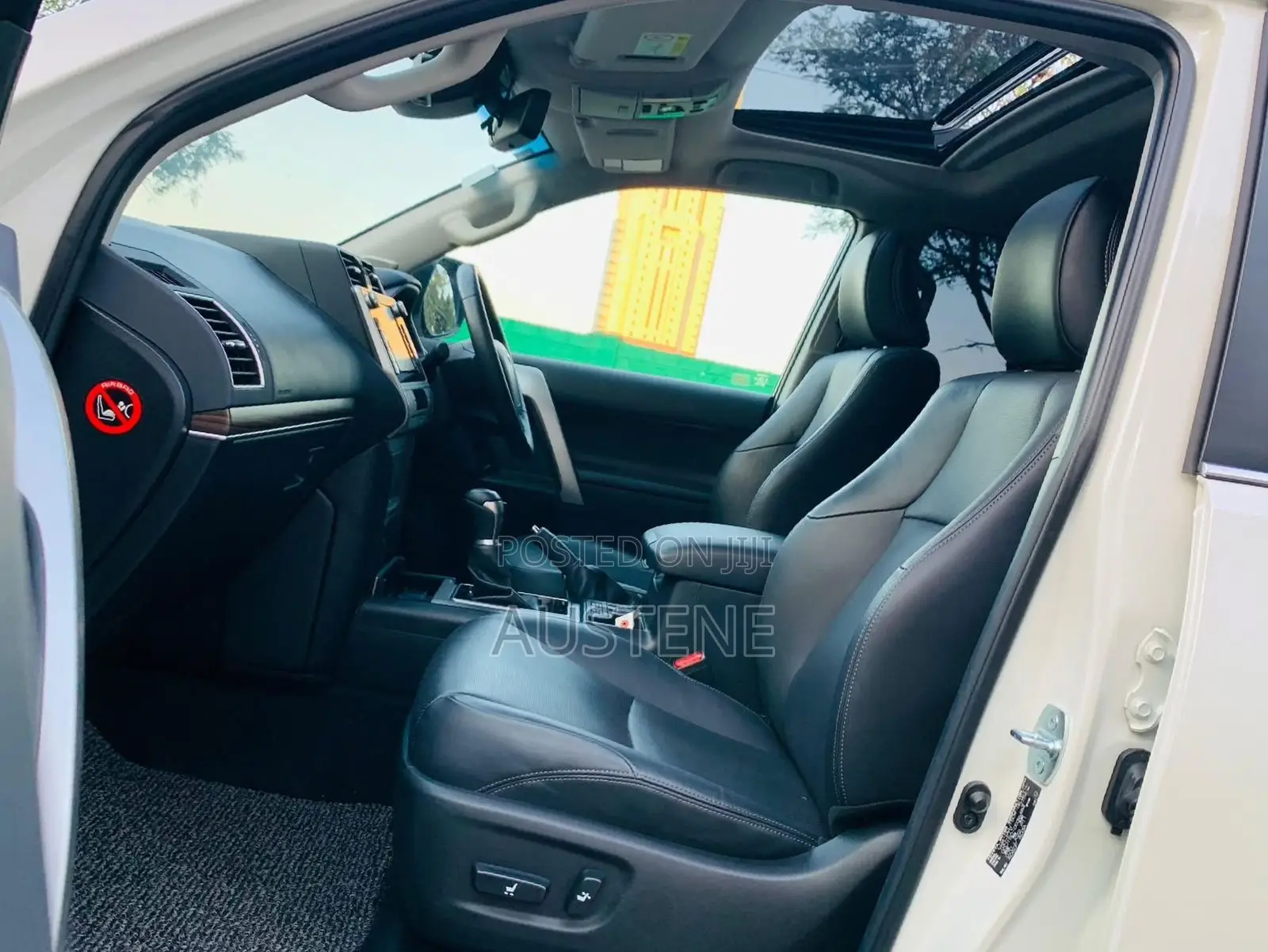 Toyota Land Cruiser Prado 2.8 2019 White
