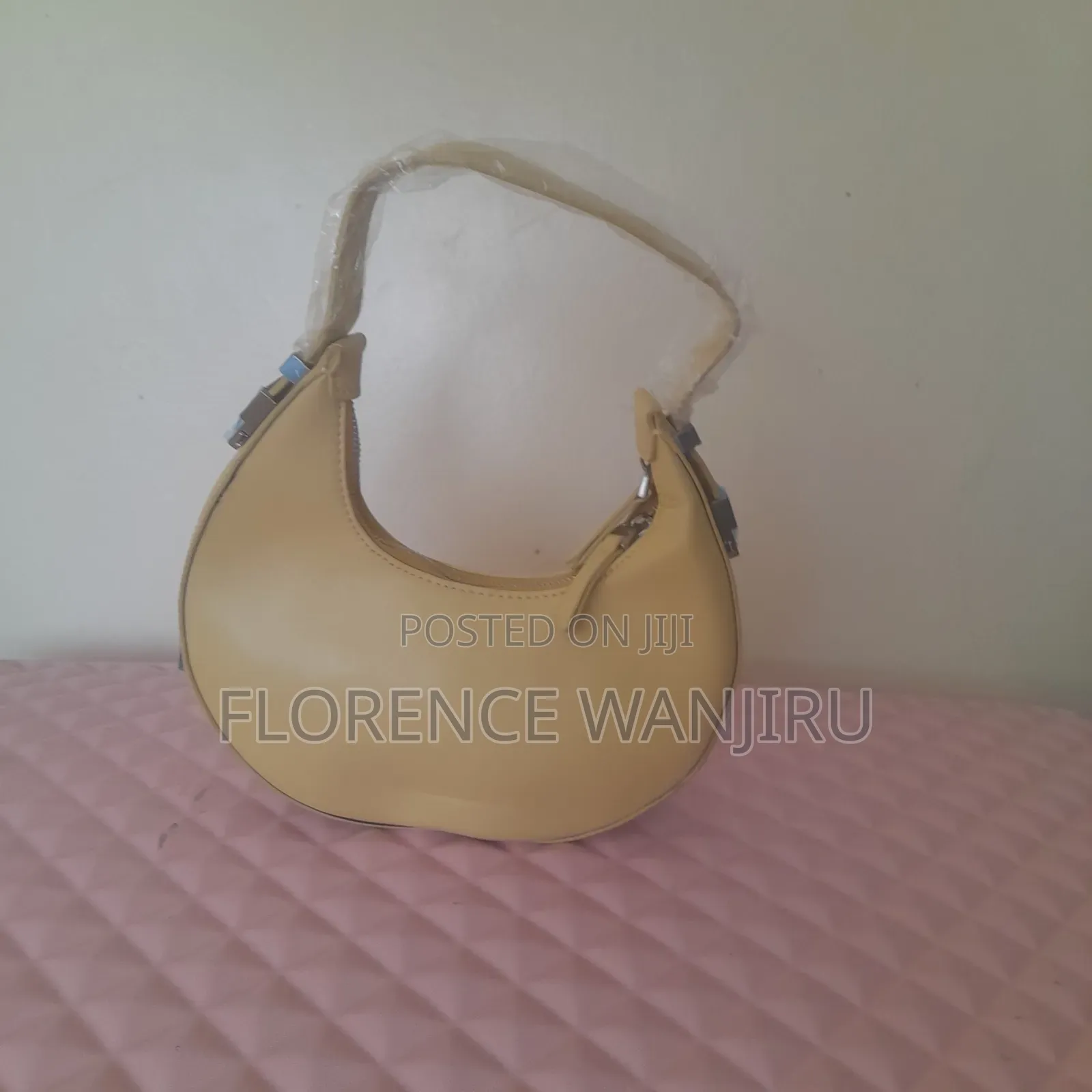 Classie And Comfy Handbags Offering Womens Satisfaction And Elegance