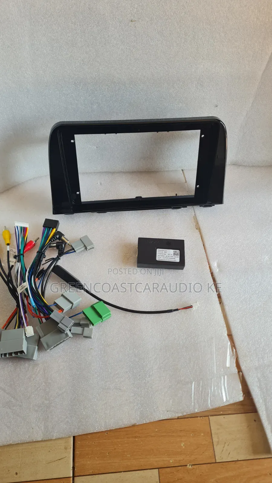 Honda CRV 2017+ Android Radio Console, and Canbus Decoder Available