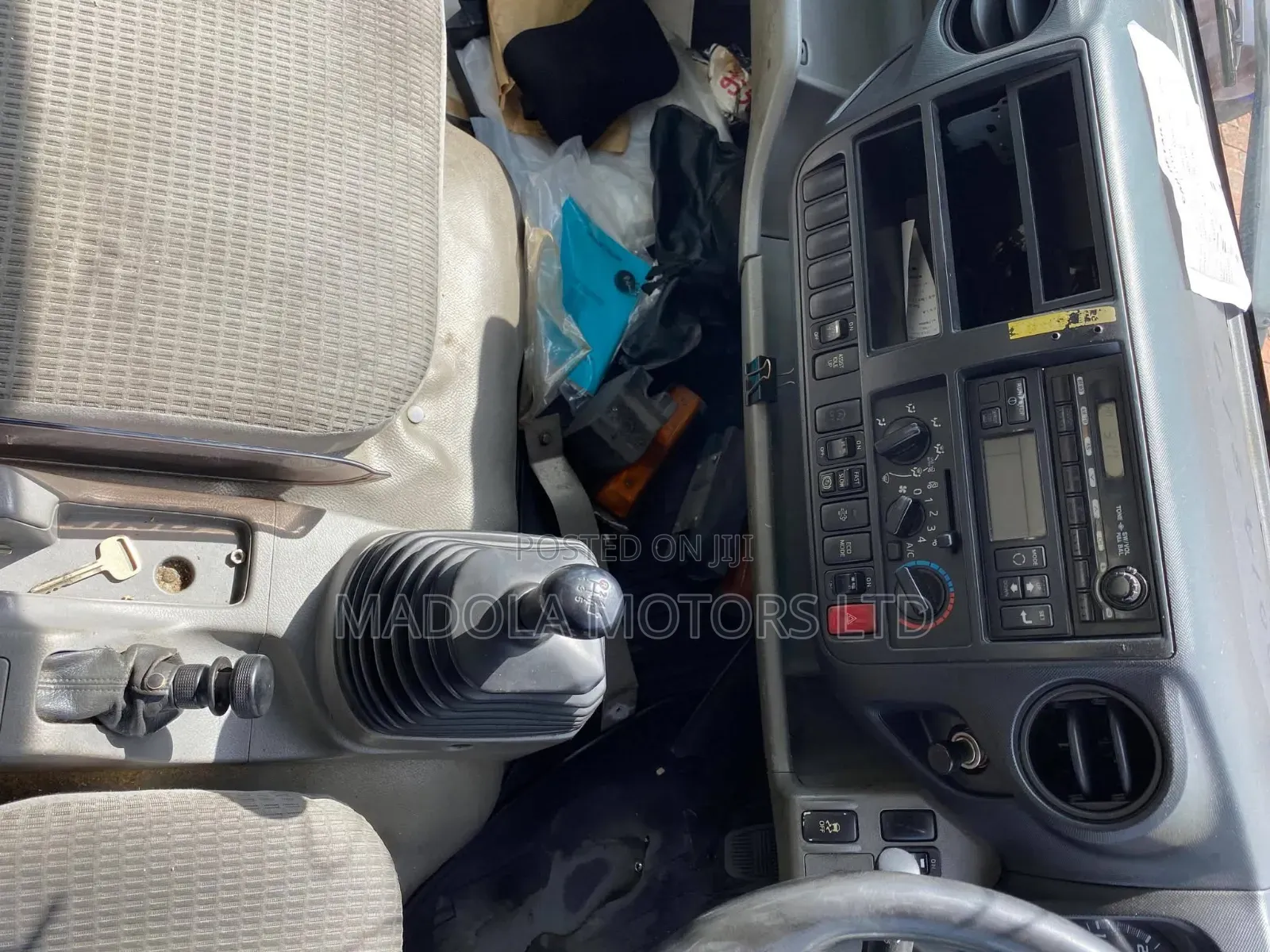 Hino Dutro Freezer Body