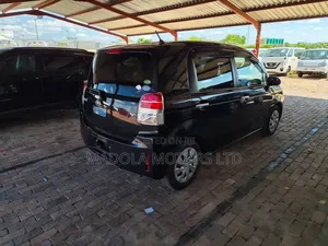 Toyota Spade 1.5 4WD 2018 Black