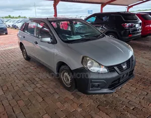 Nissan Advan 2018 Silver