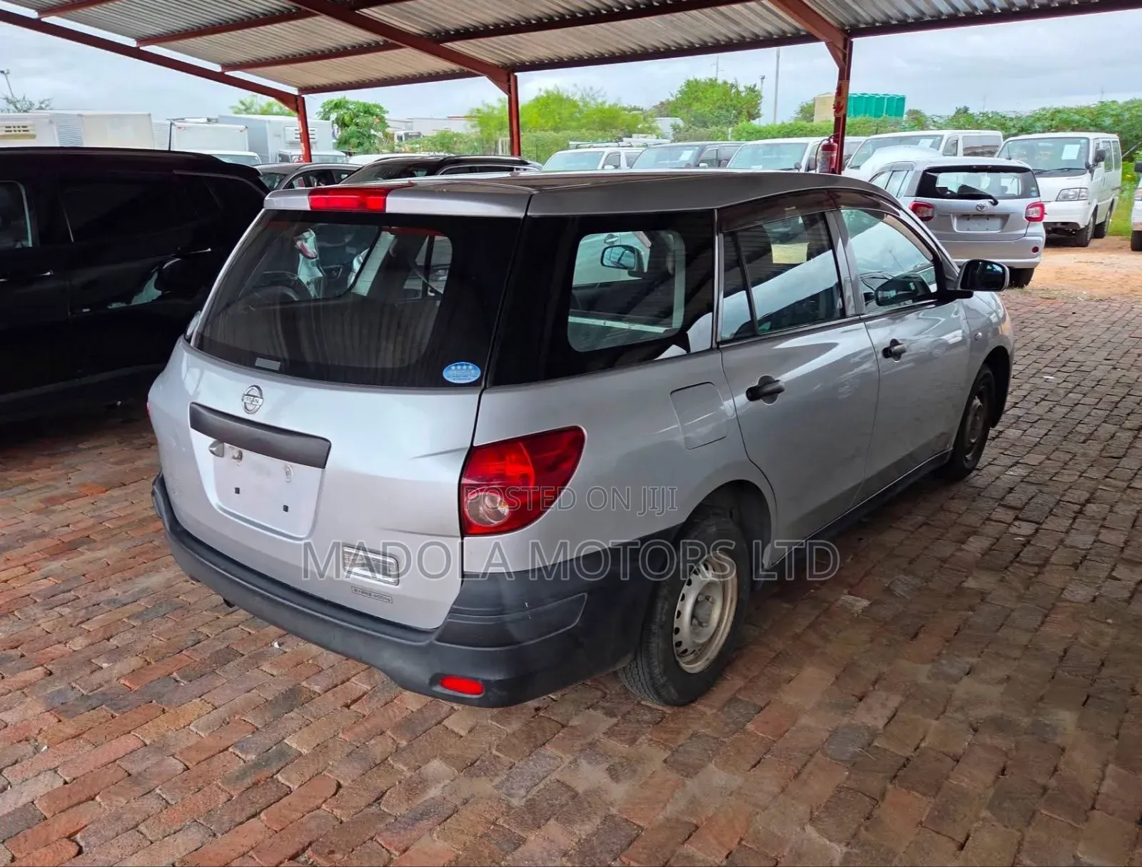 Nissan Advan 2018 Silver