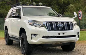 Toyota Land Cruiser Prado 2.7 2019 White