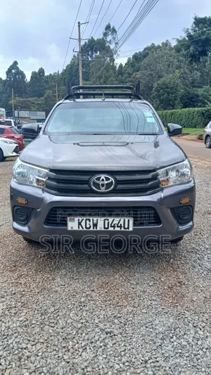 Toyota Hilux 2019 Gray