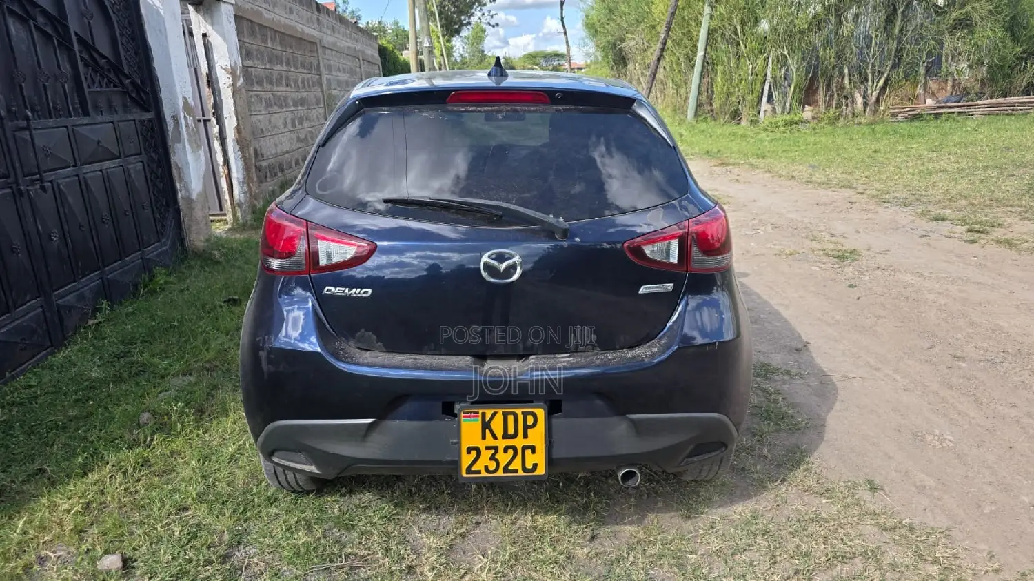 Mazda Demio 2016 Blue