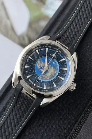 Automatic Omega Speedmaster Watch Unisex. Delivery Services Available.