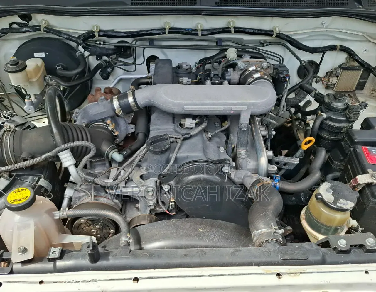 Toyota Hilux 2014 White