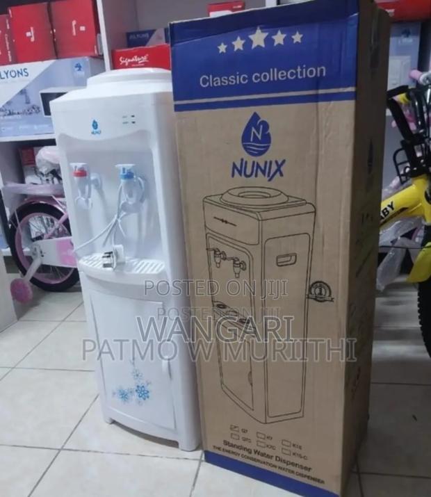 Hot and Normal Nunix Q7 Dispenser