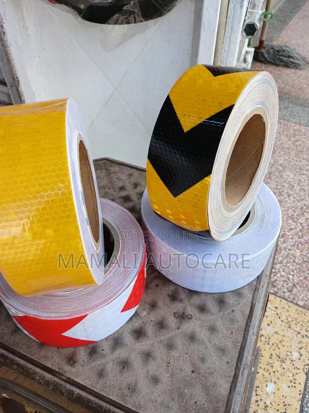 Universal Reflective Warning Tape(Per Meter)