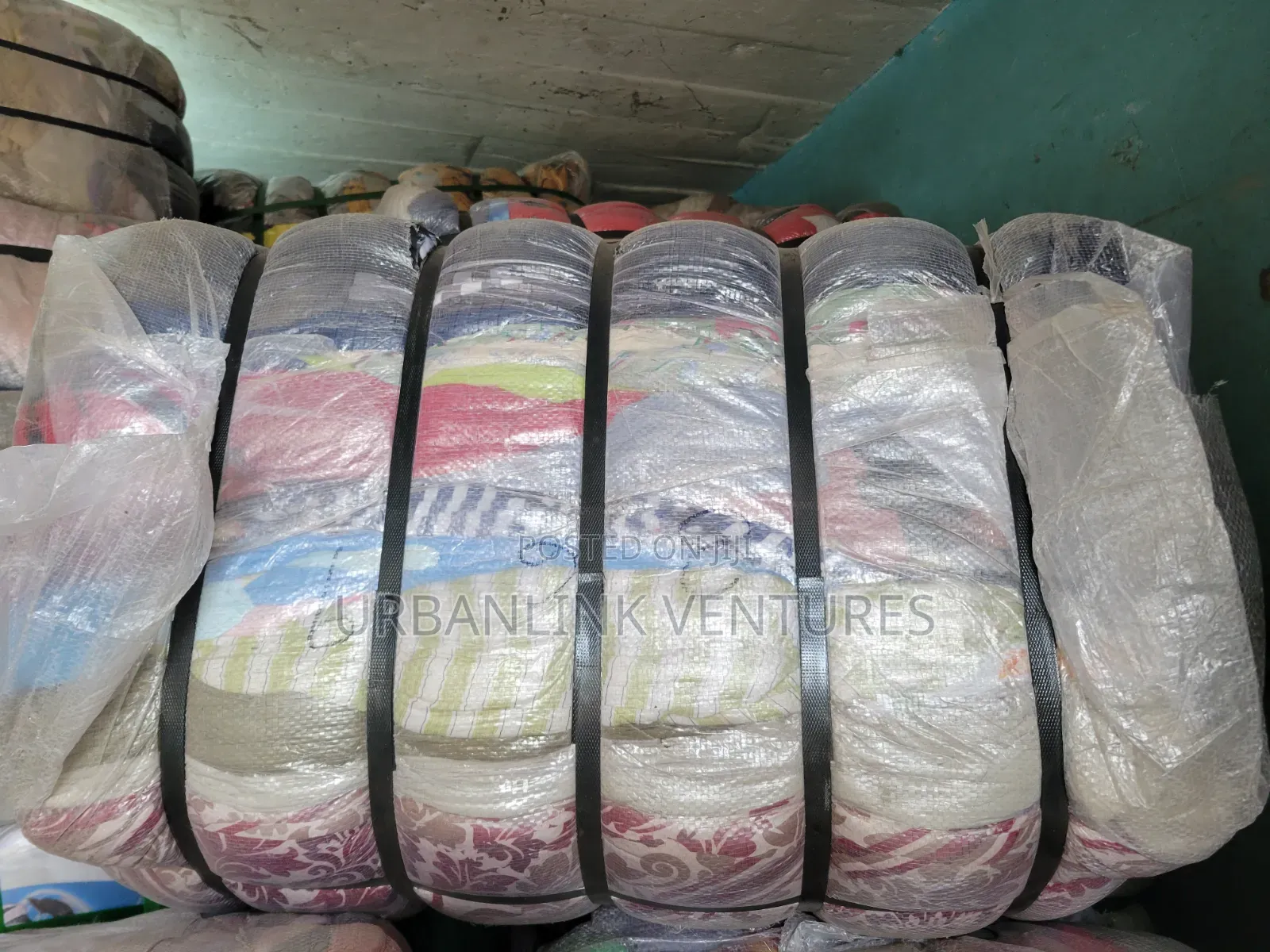 Comforters [Duvets] Bale