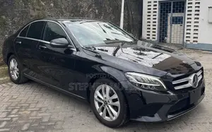 Mercedes-Benz C180 2018 Black