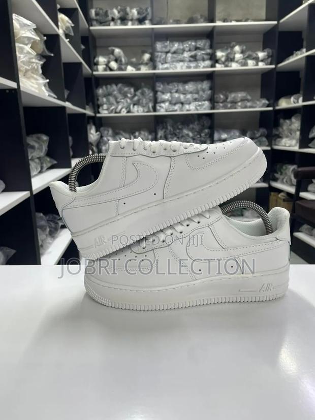 High Quality Plain White Nike Airforce One Sneakers