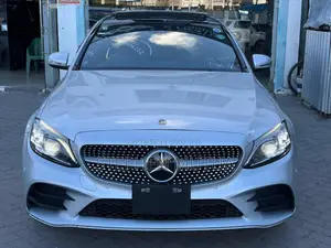 Mercedes-Benz C200 2019 Silver