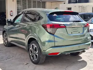 Honda Vezel 1.5 Hybrid 2WD 2019 Green