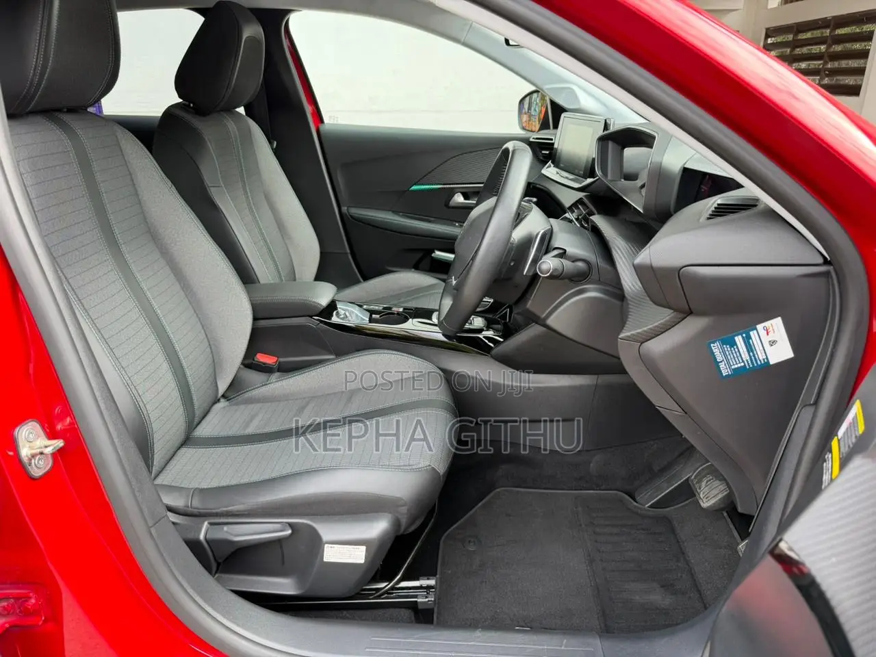 Peugeot 208 2020 Red