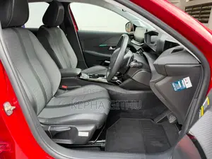Peugeot 208 2020 Red
