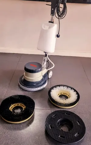 Am005 Astramilano Floor Scrubber With Brushes