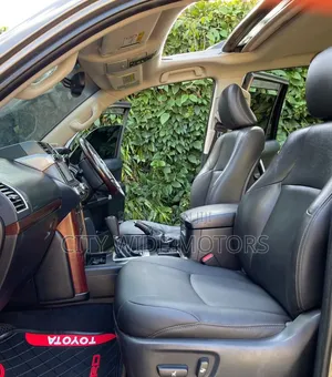 Toyota Land Cruiser Prado 2.8 D-4D 2016 Gray
