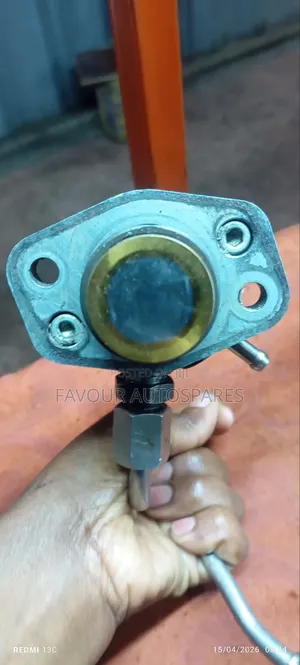 High Pleasure Pump for Toyota Crown, Mark 11 and Lexus