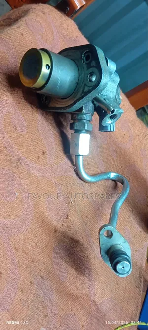 High Pleasure Pump for Toyota Crown, Mark 11 and Lexus