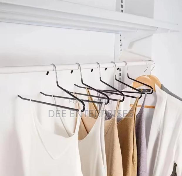 5pcs Z- Shaped Jeans/Trouser Hanger. Antislip Heavy Duty