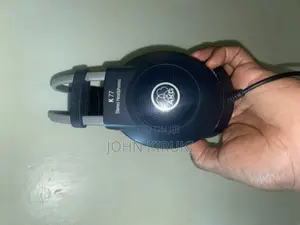 Professional Akg Closed End Headphones