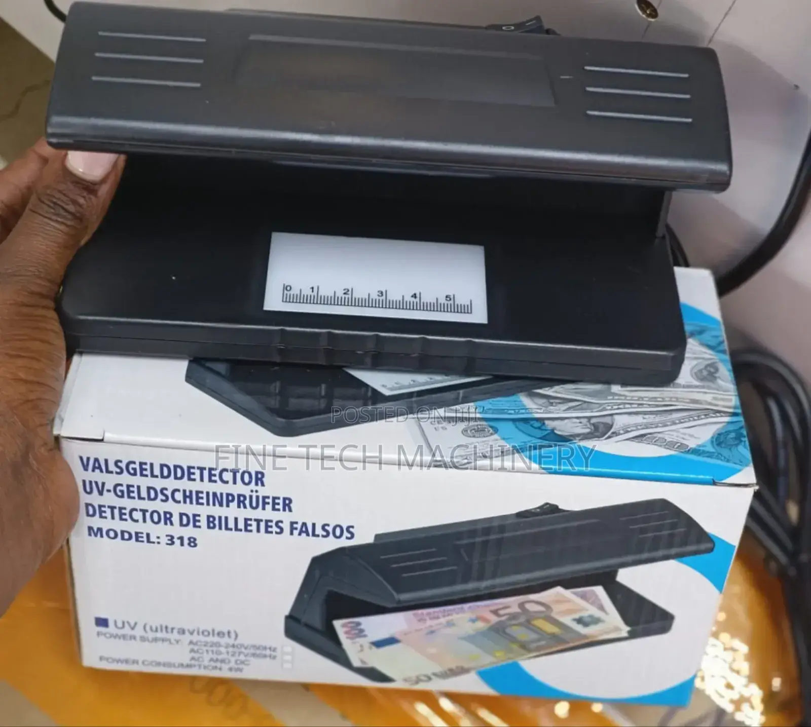 Counterfeit Money Detector
